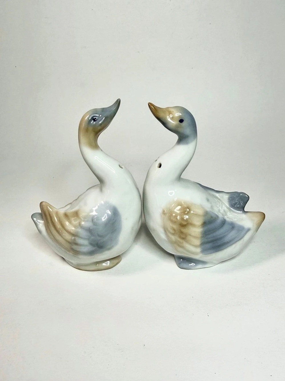1950s Vintage Ceramic Goose Salt & Pepper Shakers